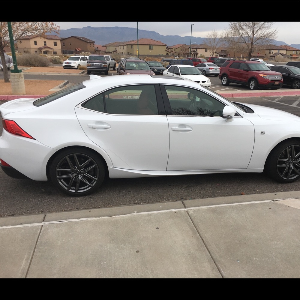 Meet your Posher, Lucas